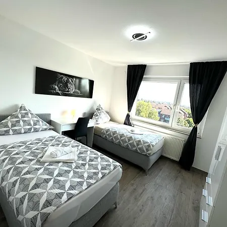 Big Und Bequem Apartment *